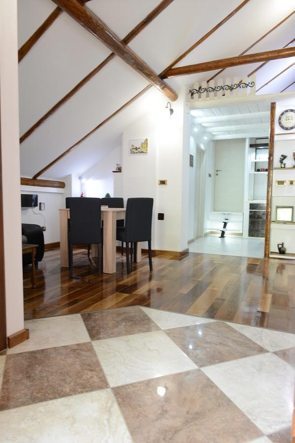 Apartman Rustik เบลเกรด ภายนอก รูปภาพ