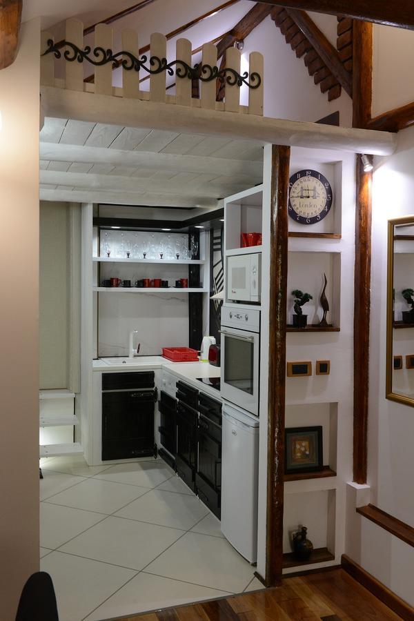 Apartman Rustik เบลเกรด ภายนอก รูปภาพ