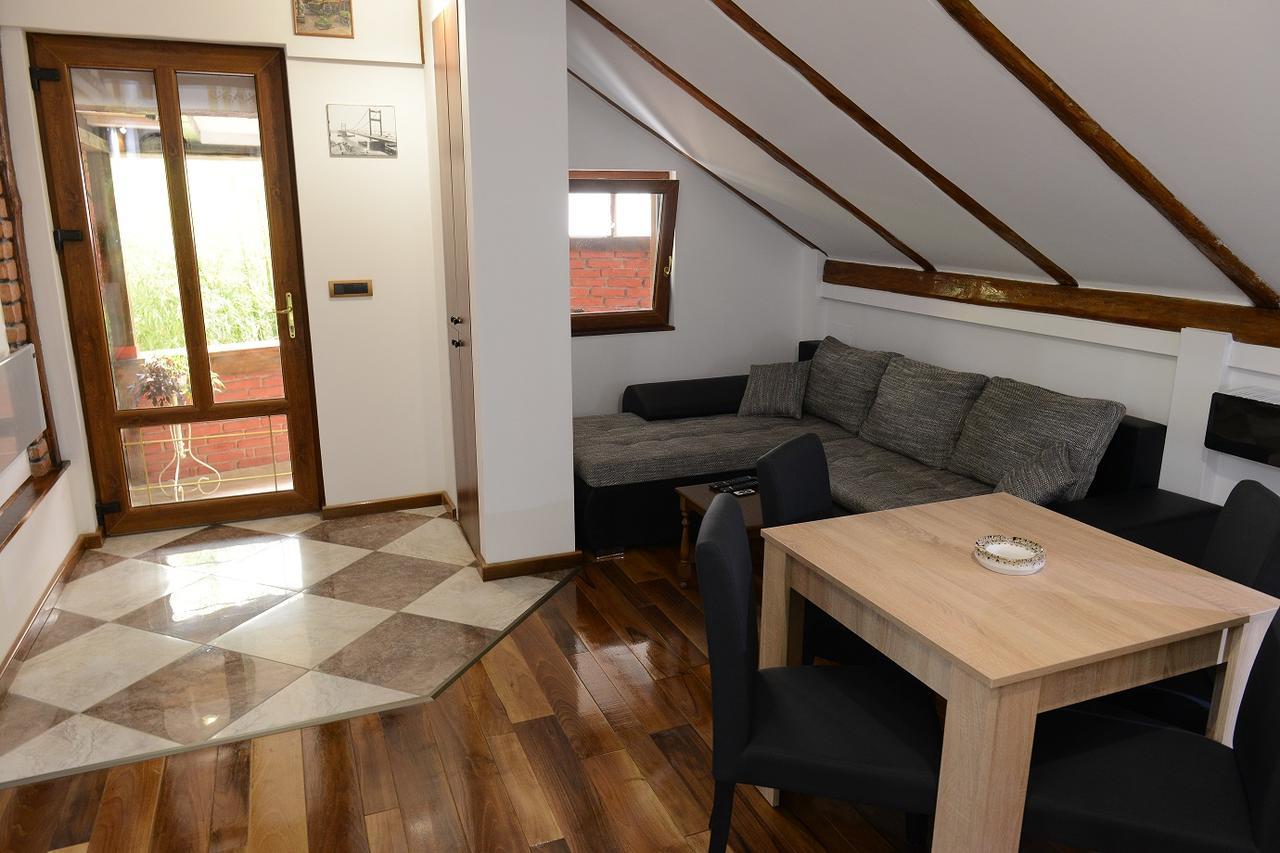 Apartman Rustik เบลเกรด ภายนอก รูปภาพ
